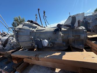 2007 Chevrolet Tahoe 5.3 automatic transmission 4x4 part