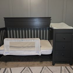 Crib & Changing Table Combo