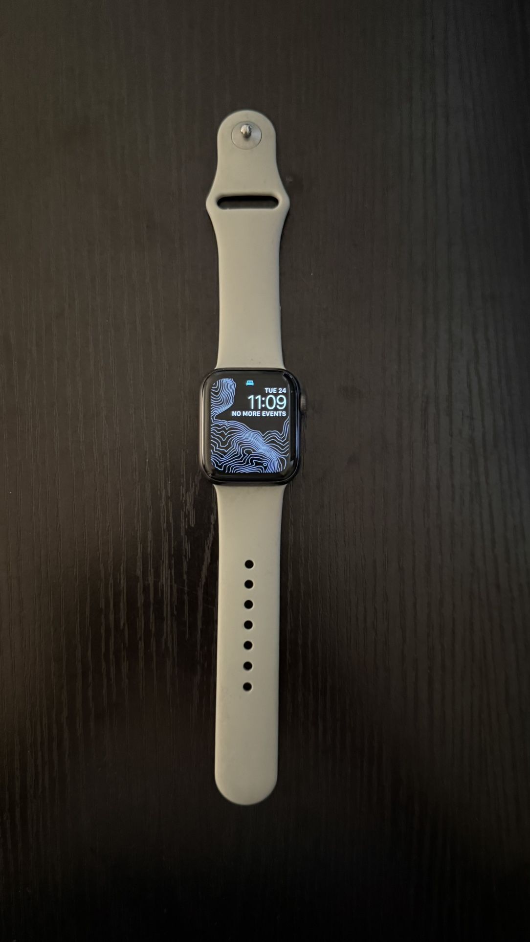 Apple Watch (40mm, Series 6)