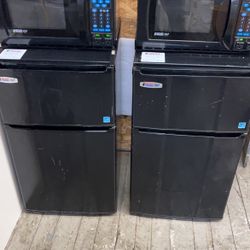 Micro Fridges With Microwave On Top SafePlug 