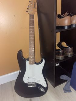 FIRST ACT ELECTRIC GUITAR