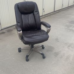 Comfortable Brown Leather Office Chair