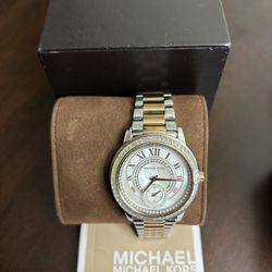 MICHAEL KORS 