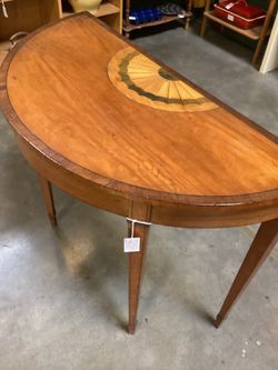 Vintage Inlaid Wood Side Table/Entry Table