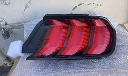 2015 - 2022 Ford Mustang - Rear Right Side | Taillight