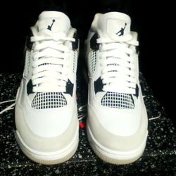 Jordan 4 Retro Military Black