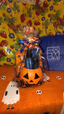 #1 Bath & Body Works Halloween Gift Basket with Ocean for men
