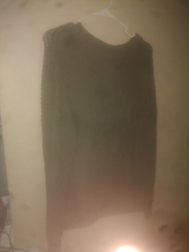 Dark Green Knitted Sweatshirt