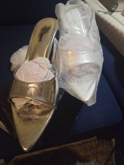 New Fashion Nova Silver small heel