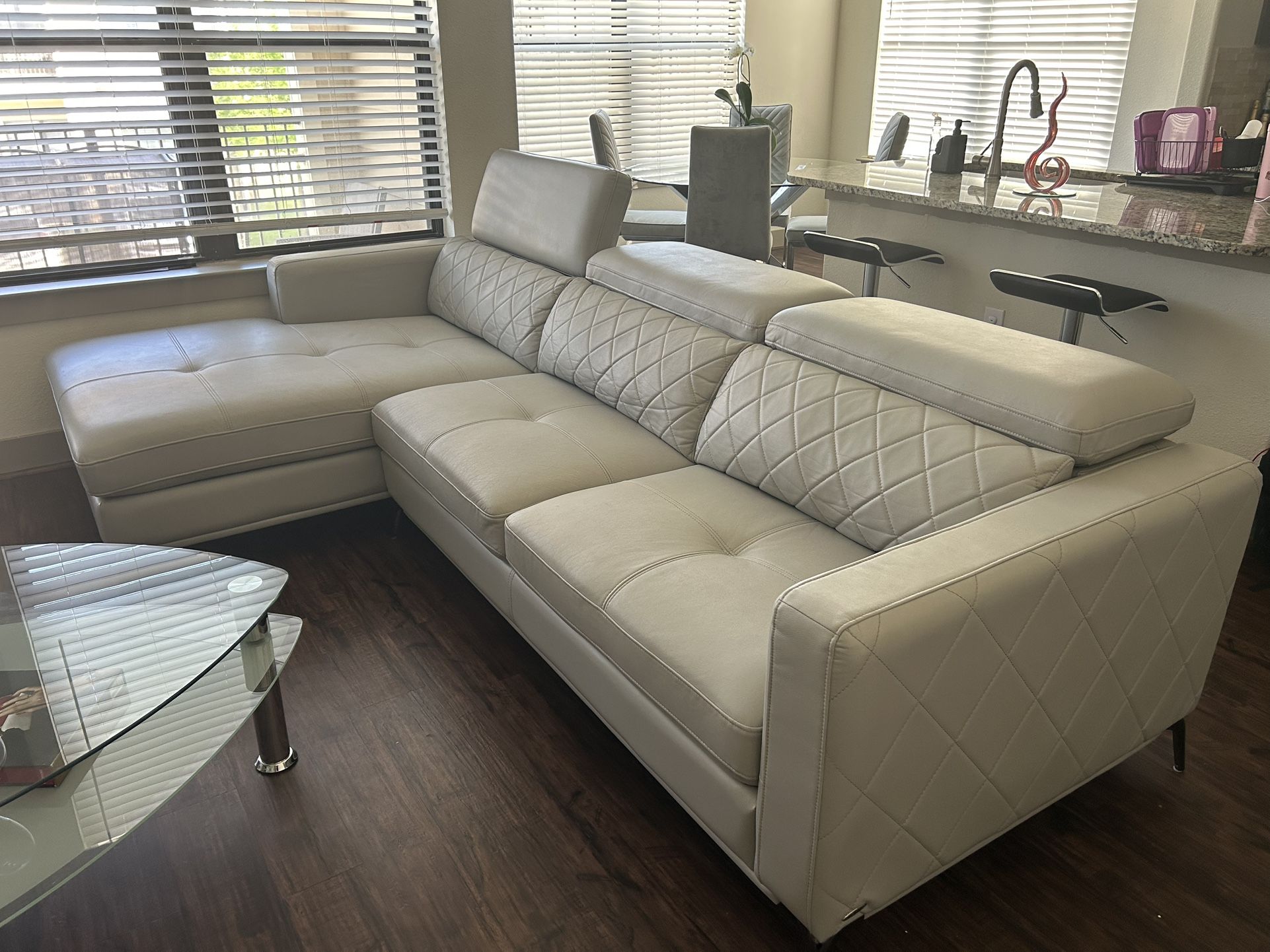 Sofia Vergara Via Sorrento Platinum 2 Pc Sectional