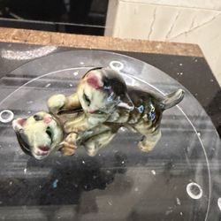 Vintage Ceramic Kitten Cats Playing Hand Painted Japan