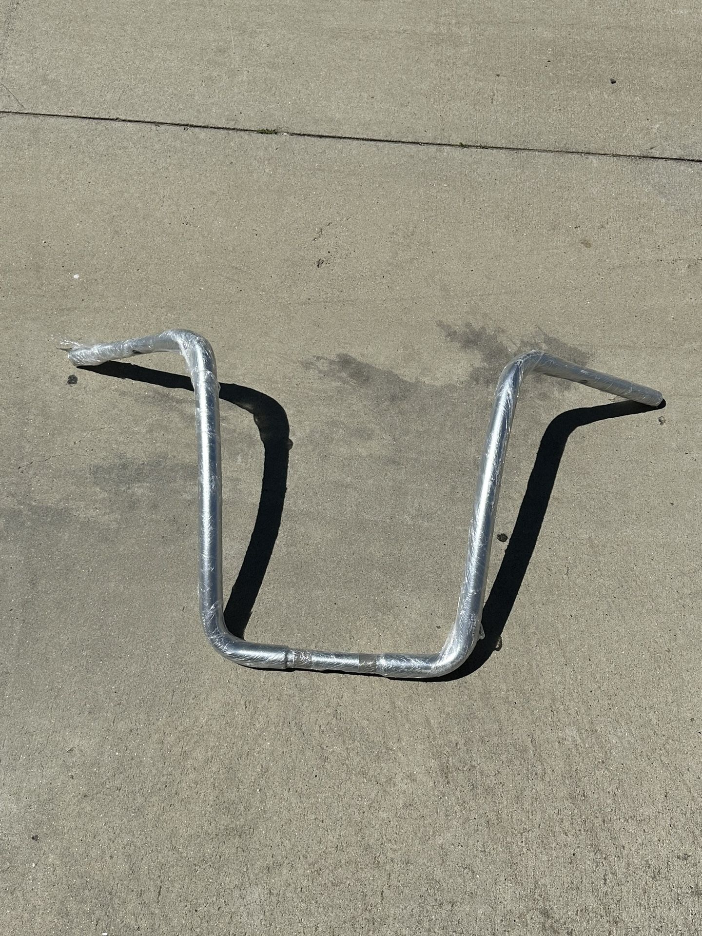 Carlini 18” Flying Apes Handlebars For Road King