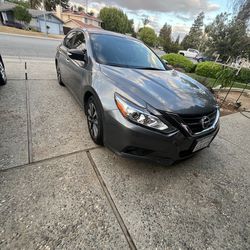 2016 Nissan Altima salvage title asking $5800