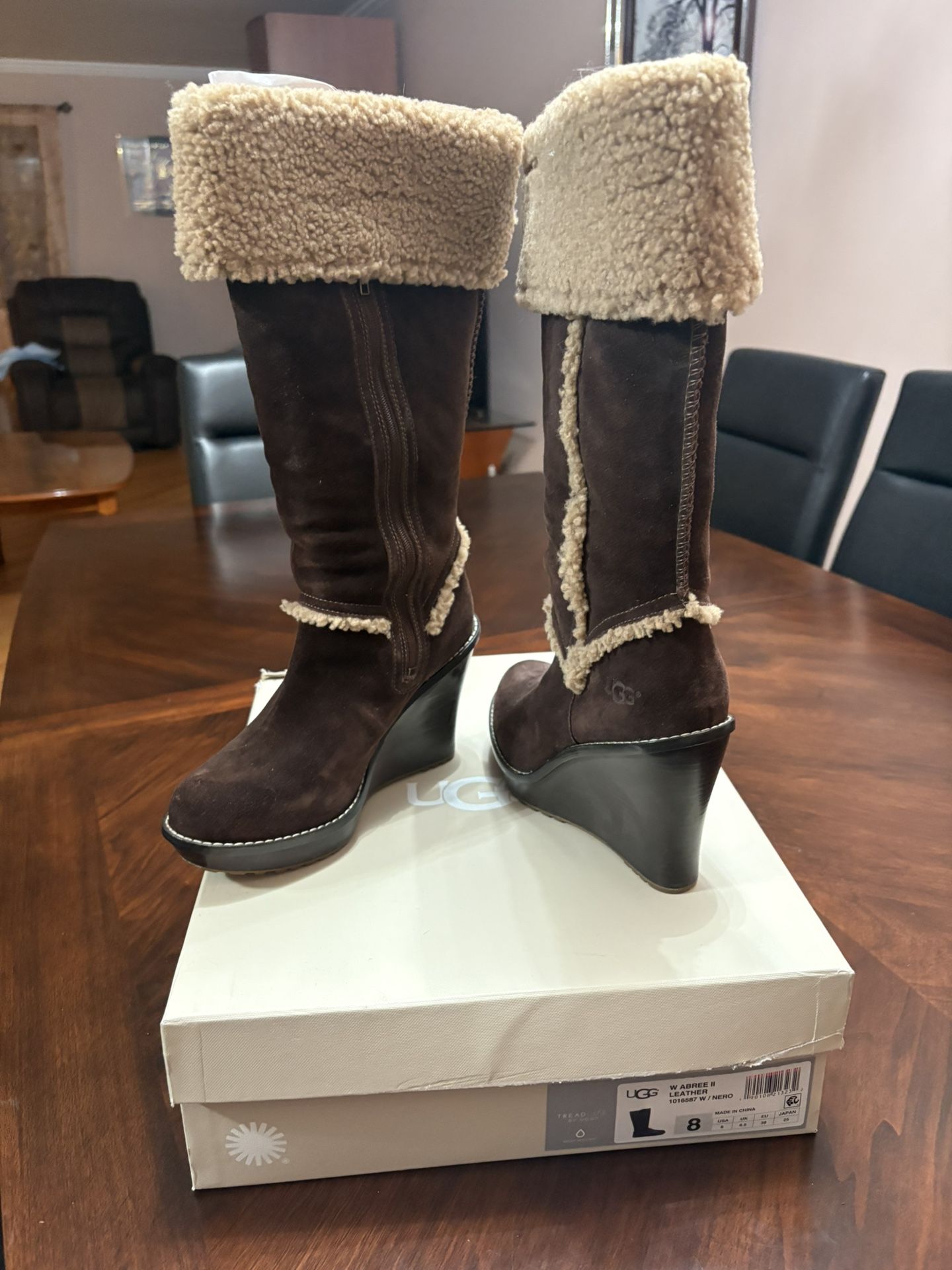 UGG Women Boots Size 8