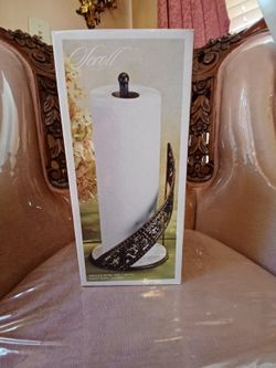 Brand New  Pressed Metal And Ceramic Paper Towel Holder Pick Up In Temecula Off Pechanga Prkwy