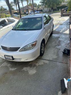 Toyota Camary LE