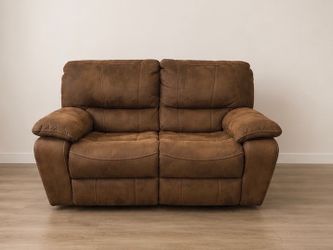 Love seat recliner