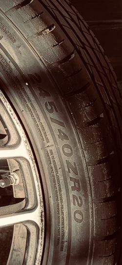 Tire & rims set 245-45-20