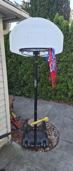 Kids basketball hoop