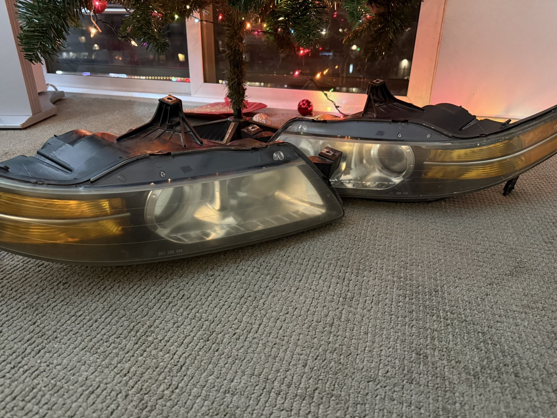 2004 - 2006 Acura TL Oem Headlights Pair