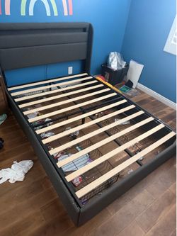 Modern Full-Size Storage Bed Frame – Upholstered Headboard