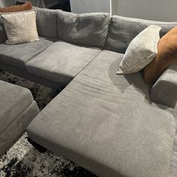 Sectional And Ottoman $200