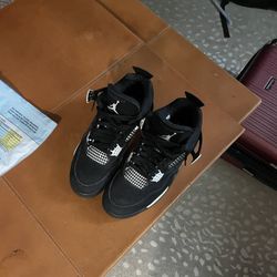 Jordan Retro 4