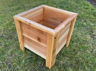 16” cedar planter