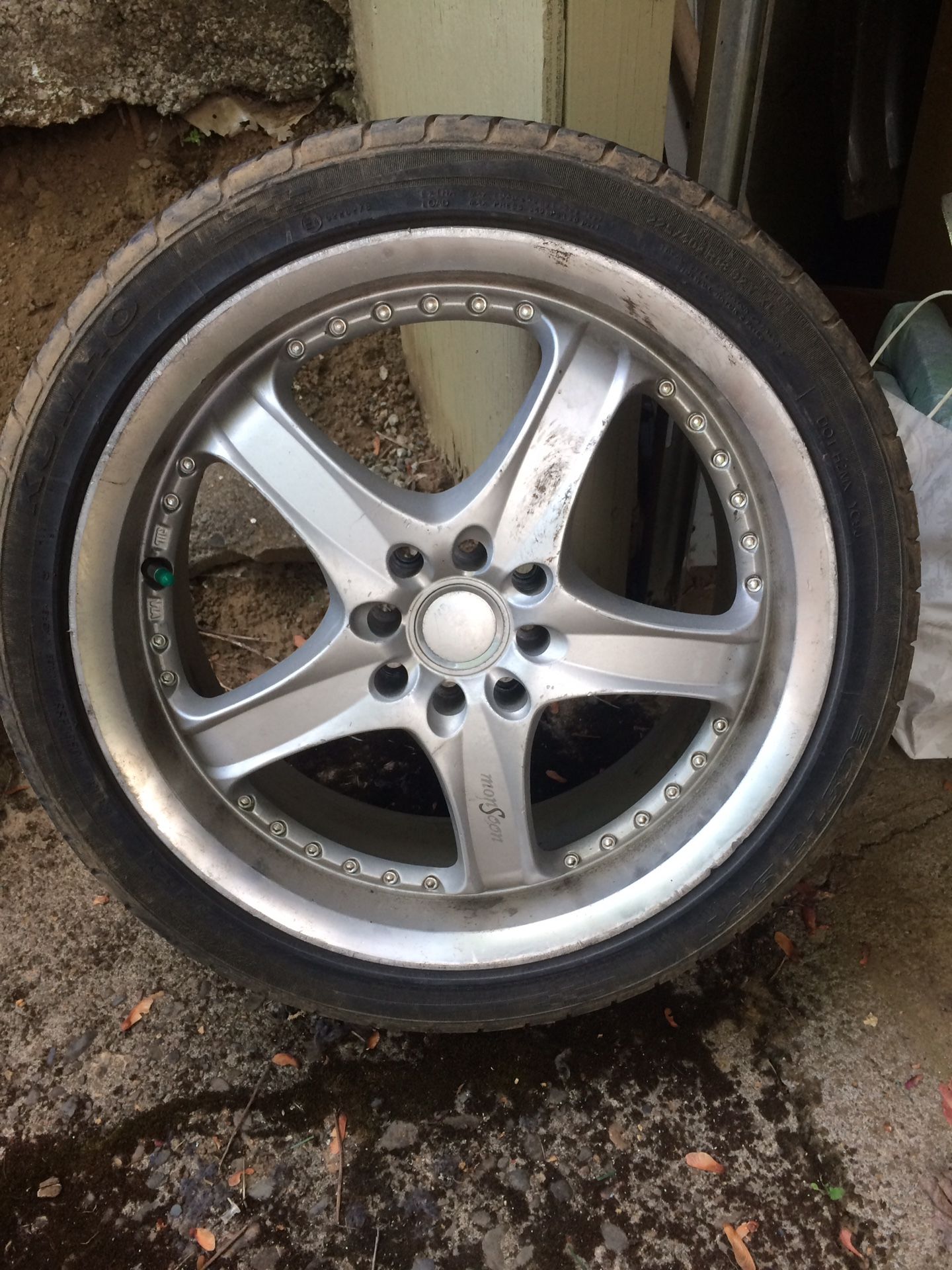 Konig Monsoon 18"x7.5" 4x100 4x114.3