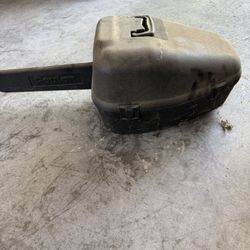 Poulan 18” Chainsaw