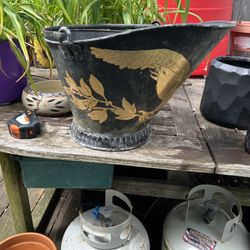 Vintage Outdoor Bucket 