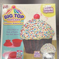 Big Top Cupcake Silicone Bakeware -