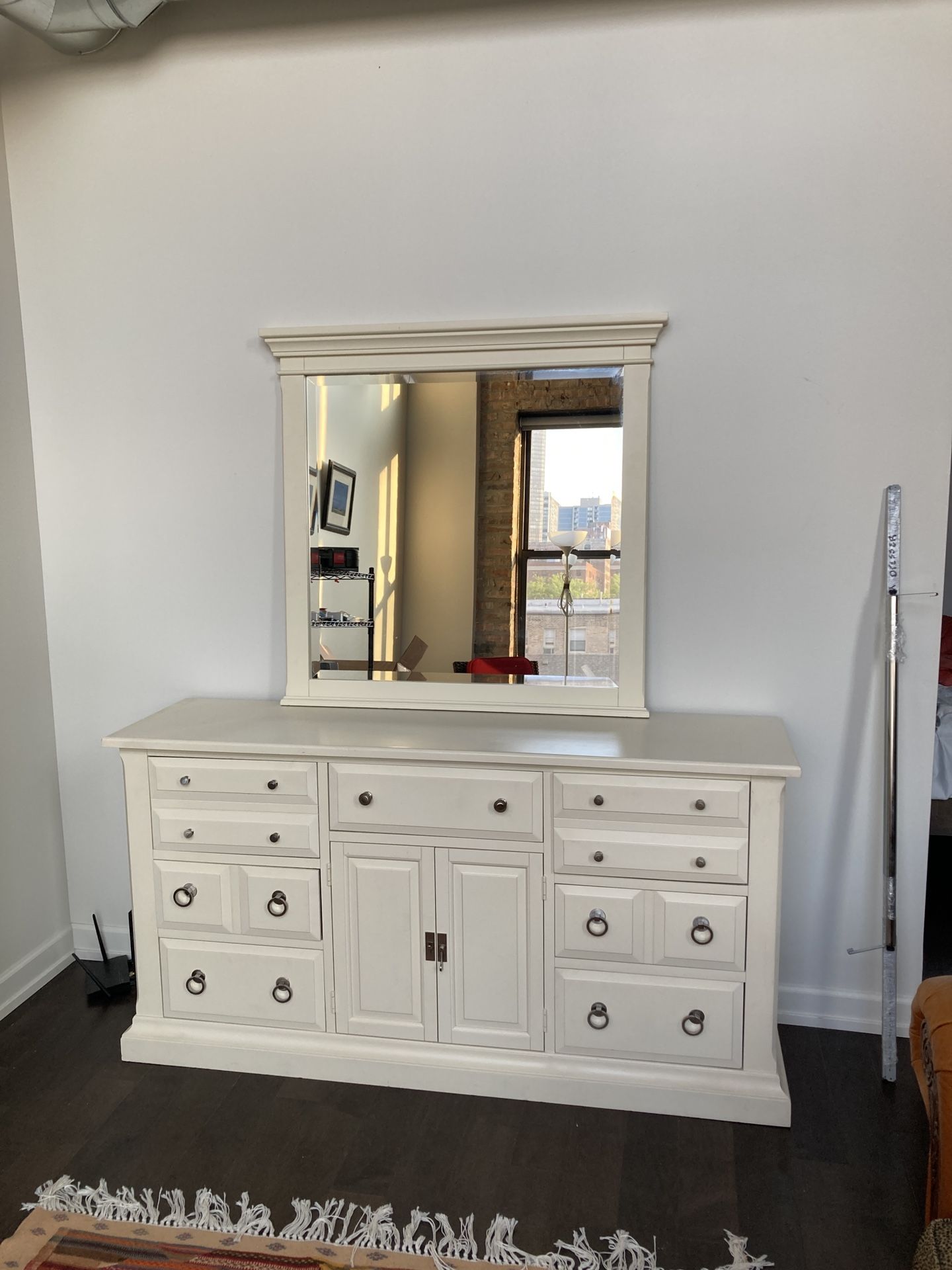 Large White/Cream Broyhill (Martha Stewart) Dresser With Mirror