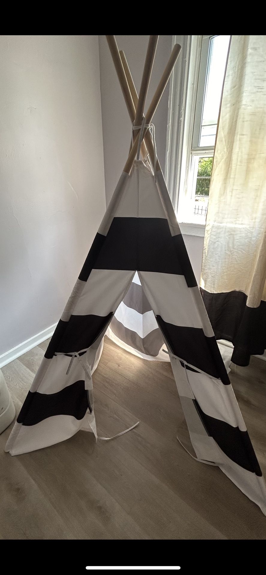 Striped Toddler Tent