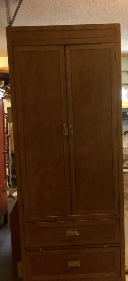 Thomasville Queen Pier Bed & dresser set