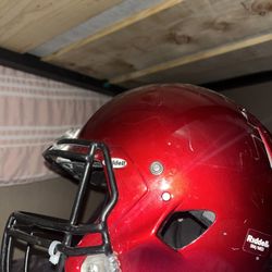 Riddell Victor Youth Football Helmet