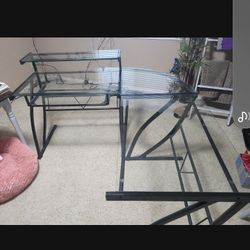 Corner Glass Top Desk w/Keyboard Pullout Tray