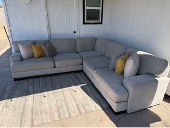 Sectional couch