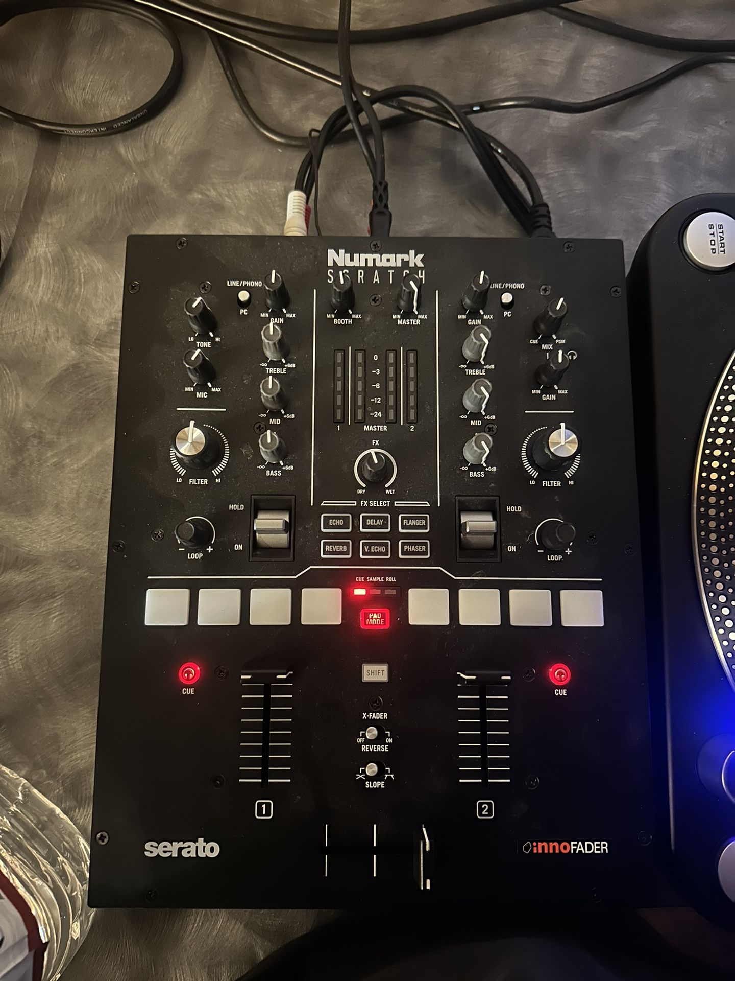 Numark Scratch Mixer