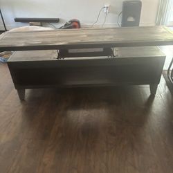 Coffee Table  and End Tables. 