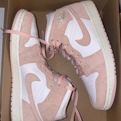 Jordan 1 Mid ‘Pink Suede’ — Very Clean — Size 10