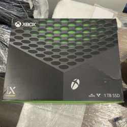 Microsoft Xbox Series X 1TB (Model 1882) Console – with Box, 2 Controllers + Headset