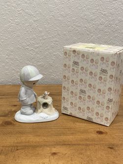 Precious Moments Wishing You A Cozy Season