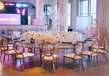 Luxury event table