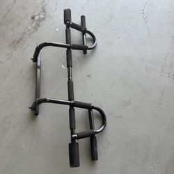 Pull Up Bar 