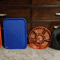 TRAYS/SERVING PLATTERS!! PLEASE LOOK AT 2ND PHOTO AND ON. PLEASE READ DESCRIPTION!!