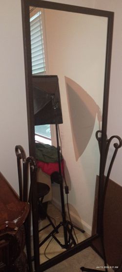 Full size mirror