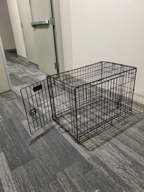 Medium Dog Crate/kennel