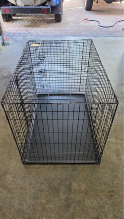 Large Black Wire Dog Crate with Tray
