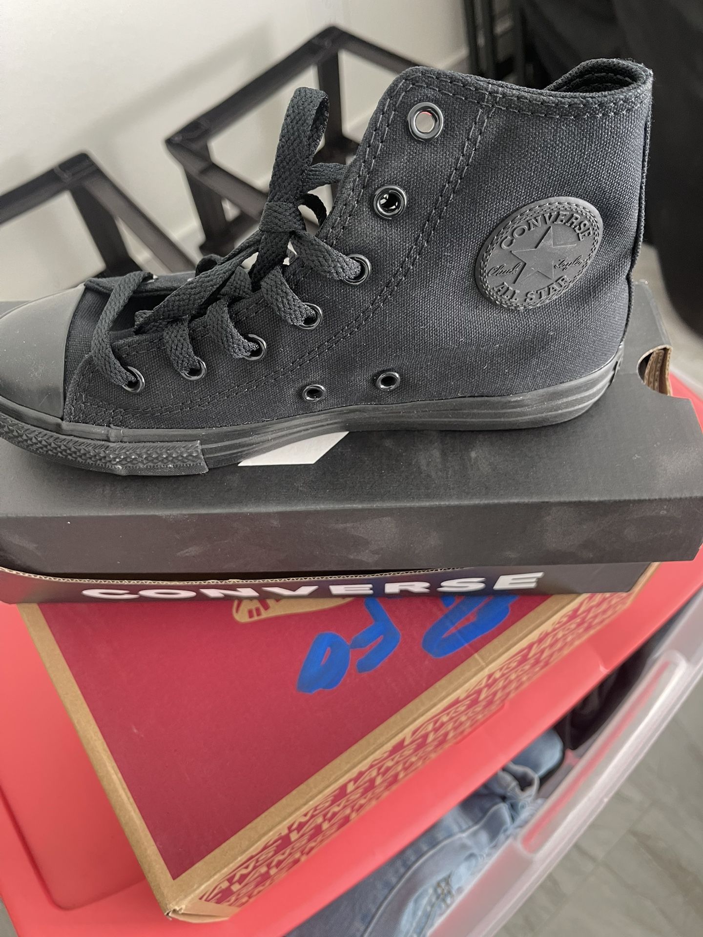 Converse